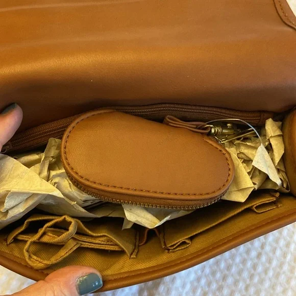 NEW! Vegan Leather Crossbody Purse Bag British Tan Brown - Picture 11 of 17